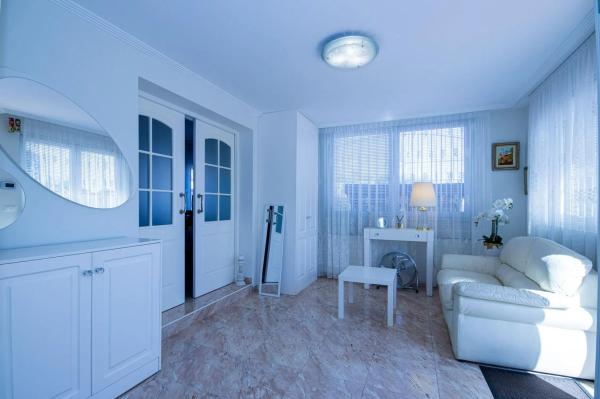 Casa independiente en avenida Tomas Martinez Domenech, 2