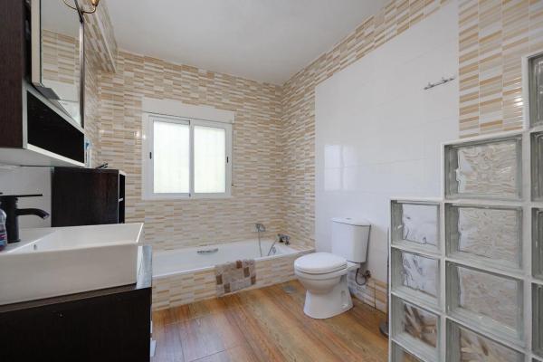 Casa independiente en calle Isla Grosa Bal, 27