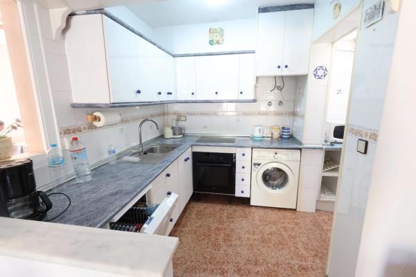 Casa independiente en calle Abreu