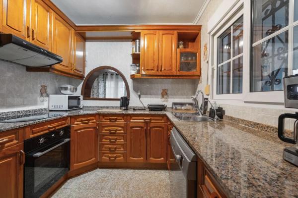 Casa independiente en avenida Tomas Martinez Domenech