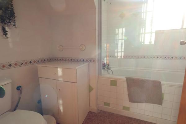 Casa independiente en calle Abreu