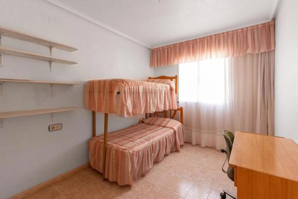 Casa independiente en calle del Pino, 2