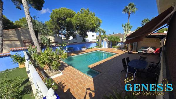 Casa independiente en calle del Doctor Sanz, 2