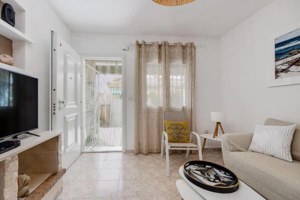 Casa independiente en calle la Sagra