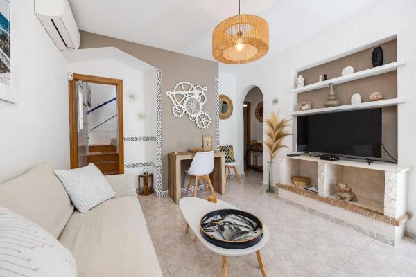 Casa independiente en calle la Sagra