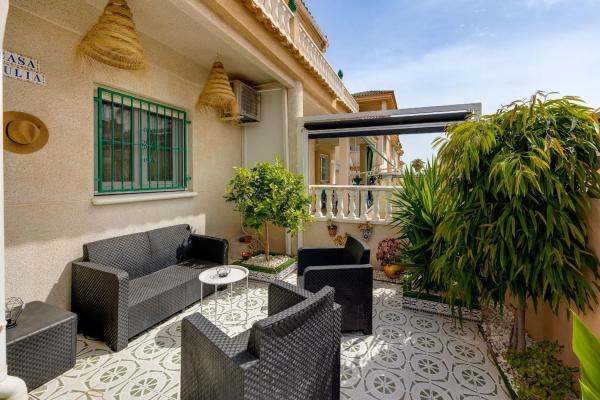 Casa independiente en calle la Sagra