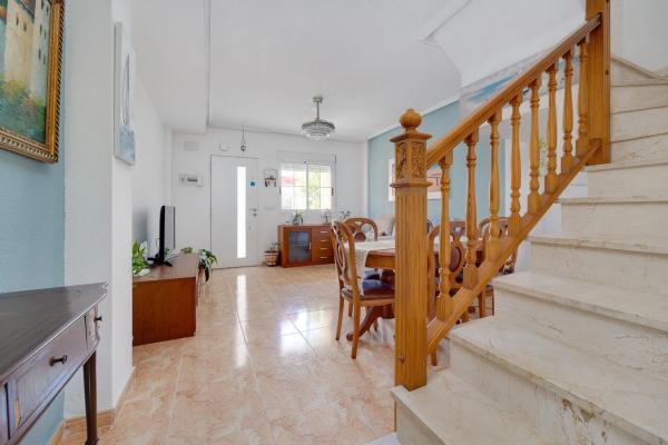 Casa independiente en calle Ramon Imbernon Verdu, 33 b