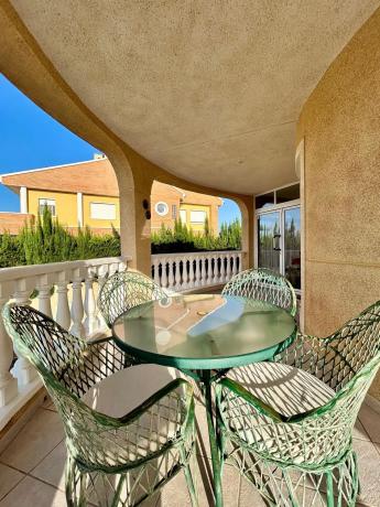 Casa independiente en Av Sol Naciente