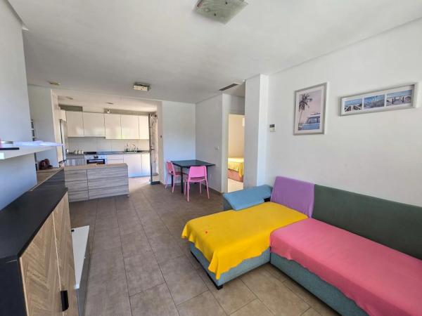 Casa independiente en calle Alborán