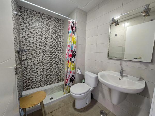 Casa independiente en calle Alborán