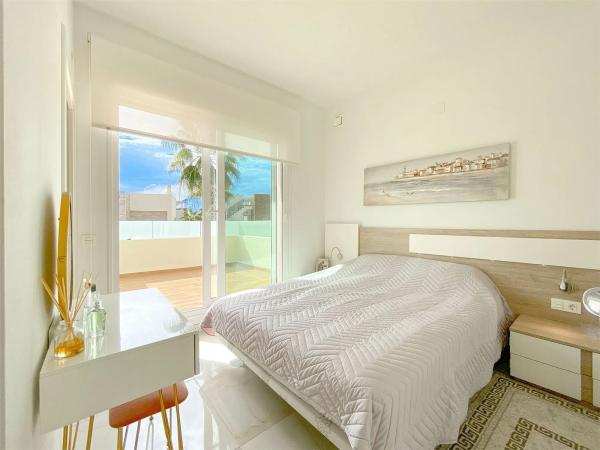 Casa independiente en calle Einstein