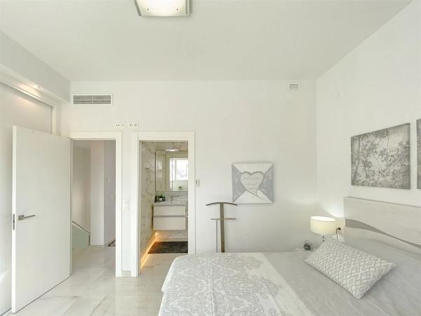 Casa independiente en calle Einstein