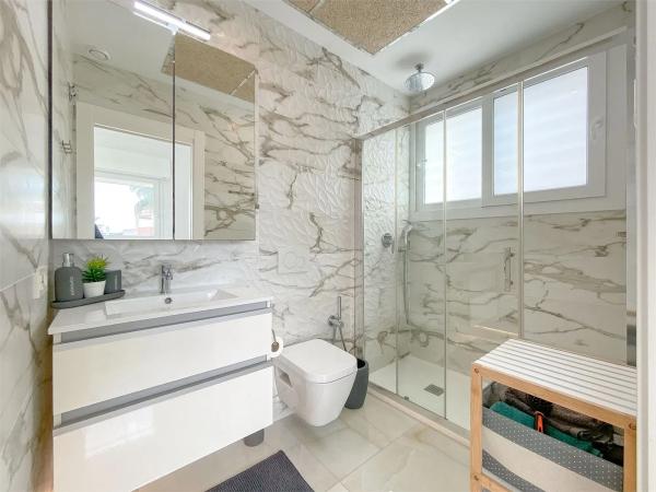 Casa independiente en calle Einstein