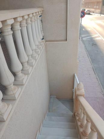 Casa independiente en calle Suecia