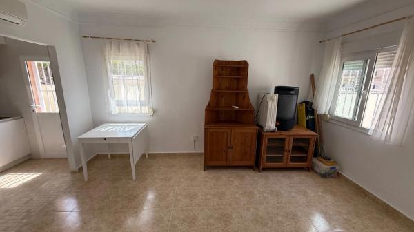 Casa independiente en calle Marconi