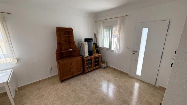 Casa independiente en calle Marconi