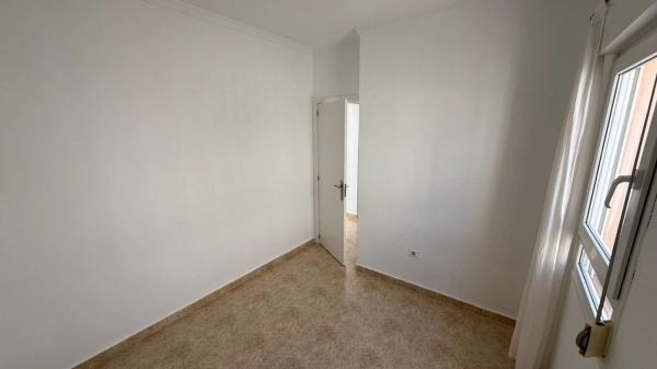 Casa independiente en calle Marconi