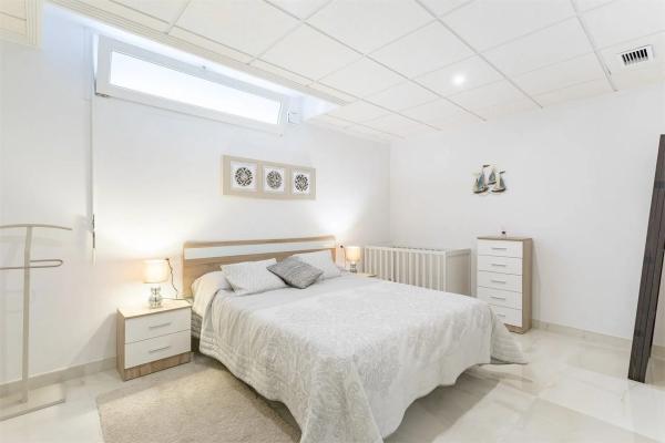 Casa independiente en calle Fischer, 23