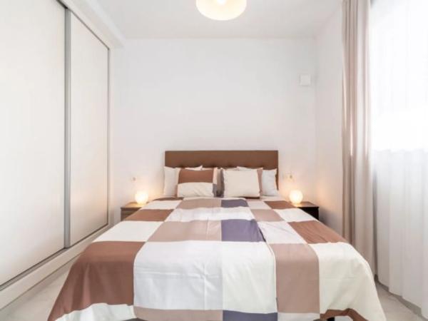 Casa independiente en calle Einstein