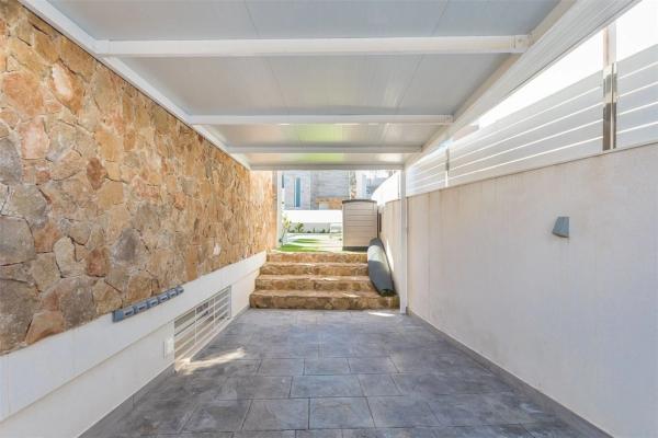 Casa independiente en calle Einstein