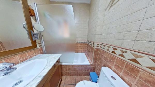 Casa independiente en calle Noruega