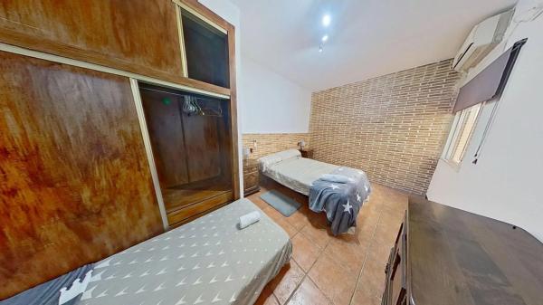 Casa independiente en calle Noruega