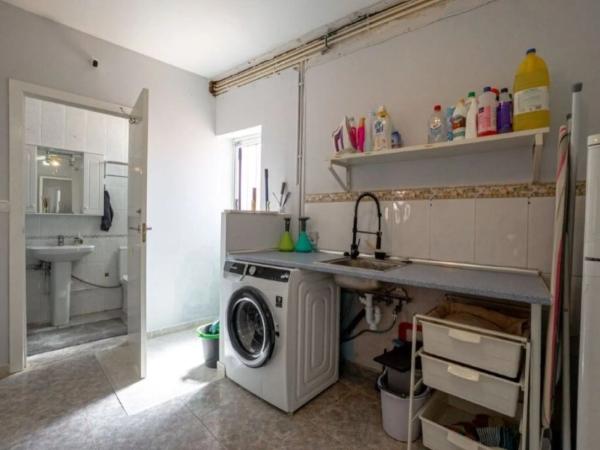 Casa independiente en calle Jacinto Benavente, 34