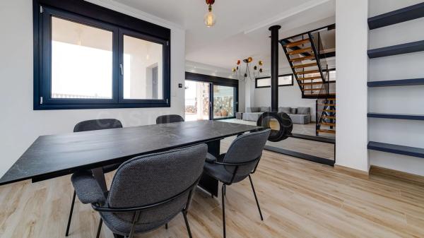 Casa independiente en paseo Navarra