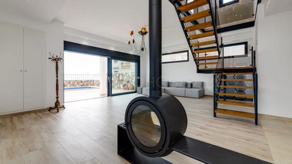 Casa independiente en paseo Navarra