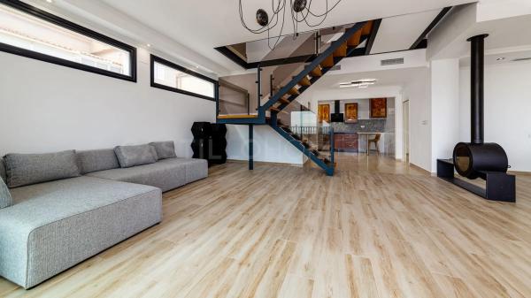 Casa independiente en paseo Navarra