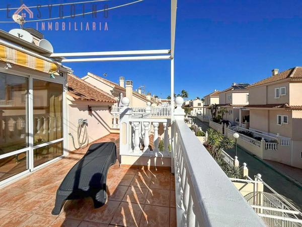 Casa independiente en calle Lebeche