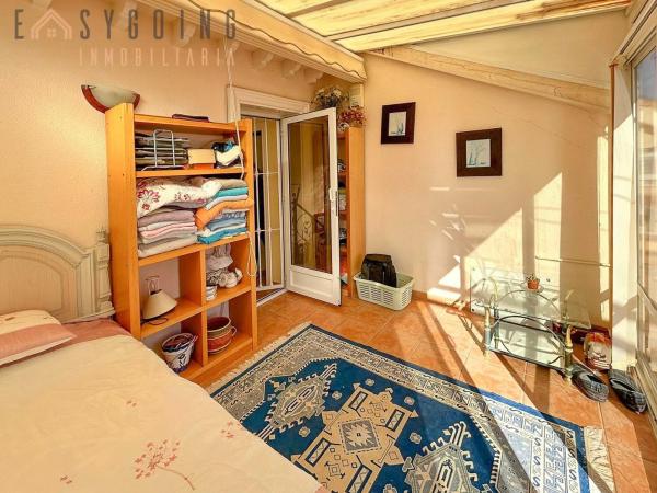 Casa independiente en calle Lebeche