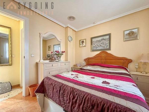 Casa independiente en calle Lebeche