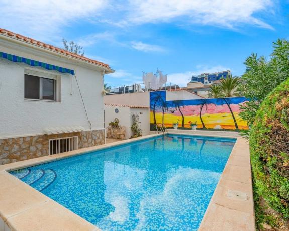 Casa independiente en calle Pleamar s/n