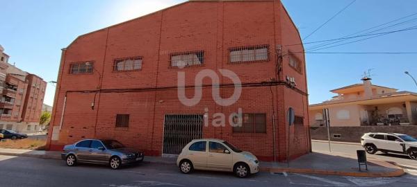 Edificio en Albatera