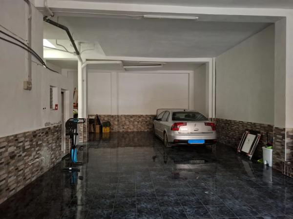 Edificio residencial en calle Alfonso XII, 11