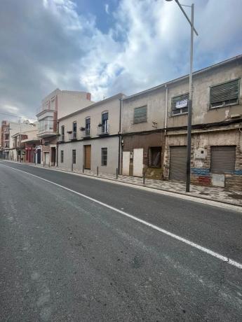 Edificio en Albatera