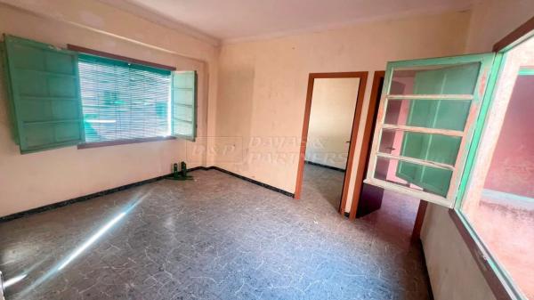 Edificio de uso mixto en calle 8 de Marzo