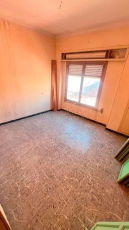 Edificio de uso mixto en calle 8 de Marzo