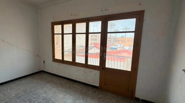 Edificio en calle Montero, 1