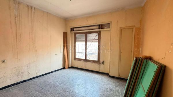 Edificio en calle Montero, 1