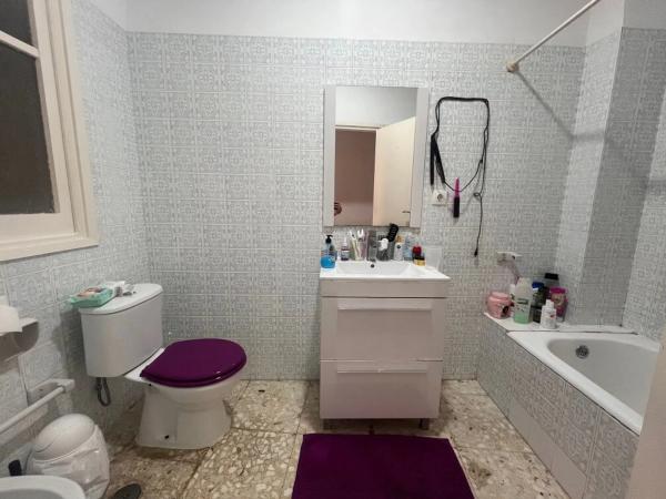 Edificio de uso mixto en calle San Agustín s/n