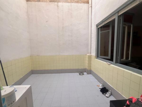 Edificio de uso mixto en calle San Agustín s/n