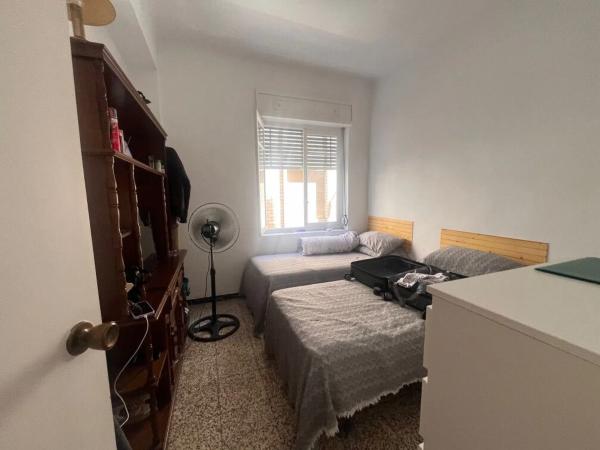 Edificio de uso mixto en calle San Agustín s/n