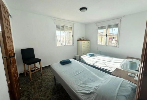 Edificio comercial en plaza Sierra Castilla