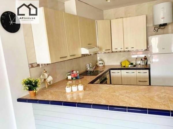 Edificio en San Miguel de Salinas