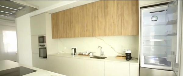 Edificio de uso mixto en calle Unión Musical Torrevejense, 2