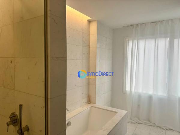 Edificio en Barrio Centro - Muelle Pesquero