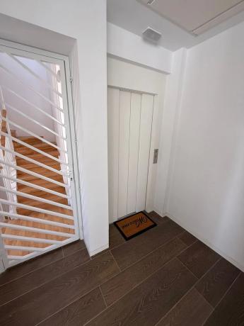 Edificio de uso mixto en calle Unión Musical Torrevejense, 2