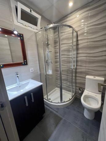 Edificio en Barrio Centro - Muelle Pesquero